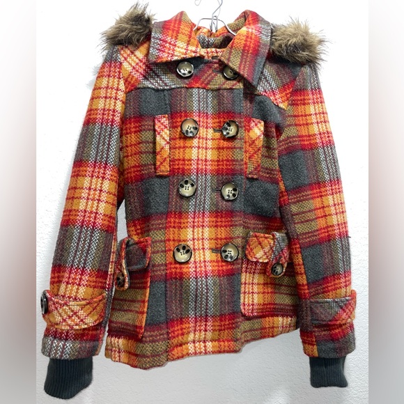 Adorable plaid double breasted, fur hood, wool blend coat. - Picture 1 of 3